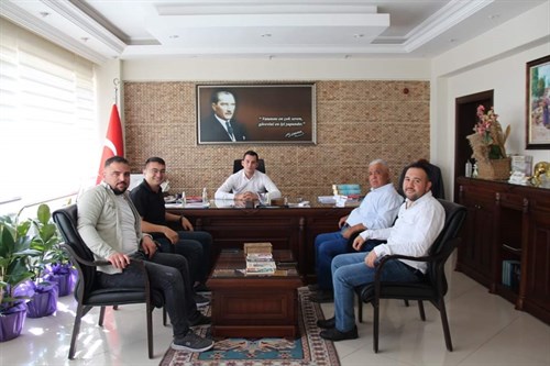 CHP İlçe Başkanı Ömer DAĞLI ve Yönetim Üyeleri,  Kaymakamımız Sn.Mert ÇANGA'yı Ziyaret Etti
